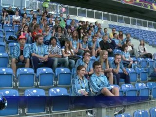 متطوعو الاتحاد الأوروبي لكرة القدم يساعدون على انجاح كأس أوروبا