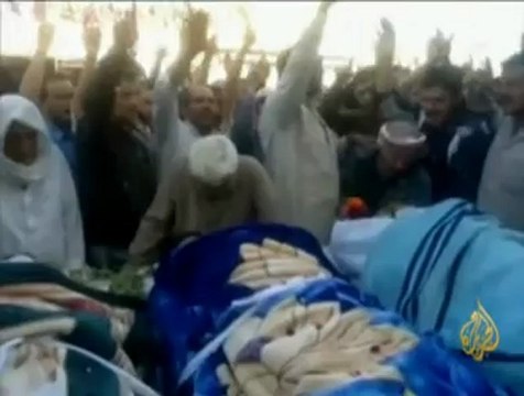 قتلى وجرحى والدبابات السورية تحاصر الكسوة