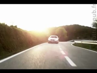 Life with your head cut-off: dream or nightmare ?