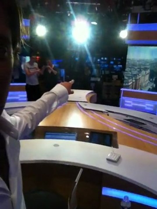 Visite rapide plateau journal tf1 Vincent CERUTTI