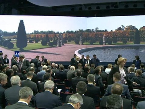 Russie: Poutine fustige la corruption et rassure les investisseurs