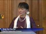 Aung San Suu Kyi émue de l'accueil 