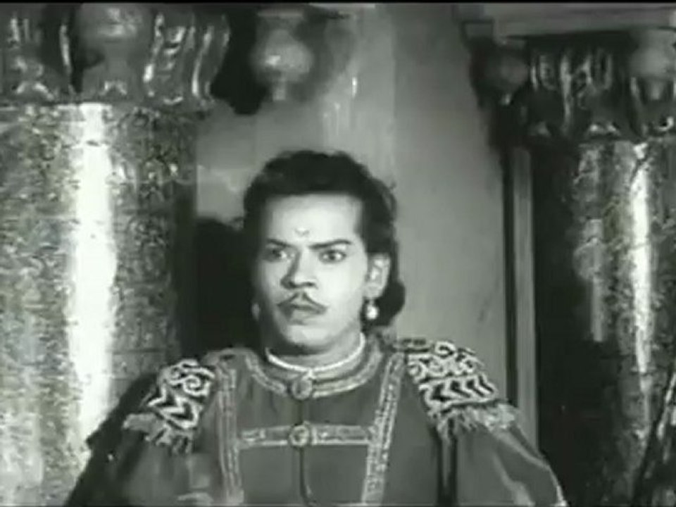 MGR Sword Fight - Raja Rajan