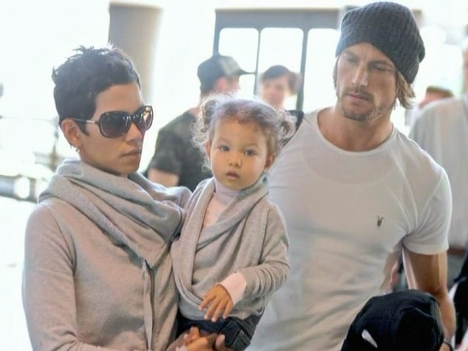 Halle Berry To Shed Out $20,000 Per Month To Ex Boyfriend - Hollywood Scandals