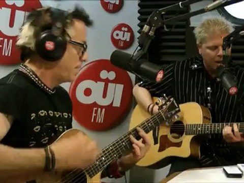 The Offspring - Come Out And Play - Session Acoustique OÜI FM