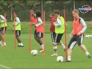 Laudrup basına tanıtıldı