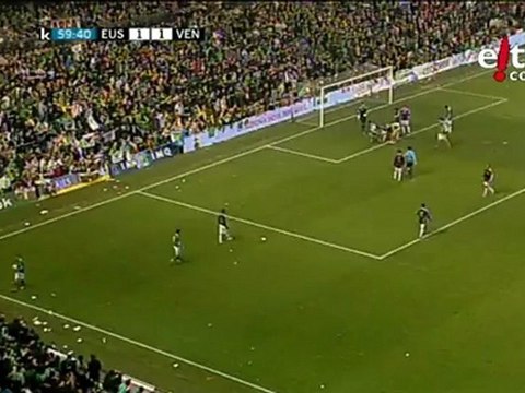 Euskal Selekzioa - Venezuela: Pitada a Xabi Alonso