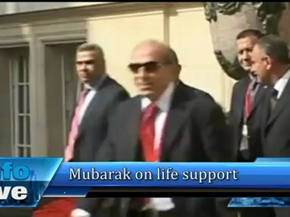 Mubarak on life support