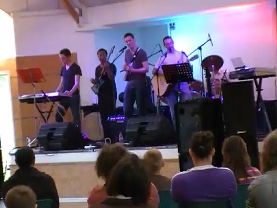 extrait de "alors cours" UKUPOP concert Port-Mort