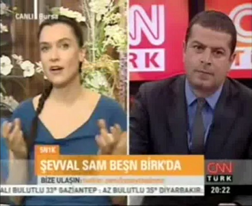 Şevval Sam başörtüsü bez parçasıdır dedi mi?
