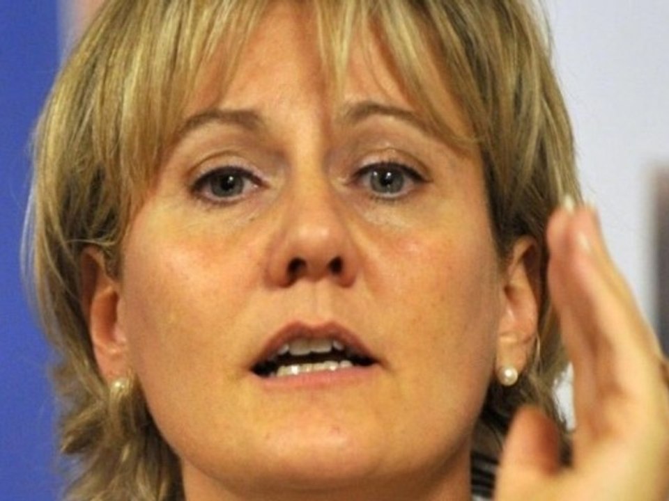 ZAPPING ACTU DU 22/06/2012  - Nadine Morano : « Ma meilleure amie est plus noire qu'une Arabe » ‎