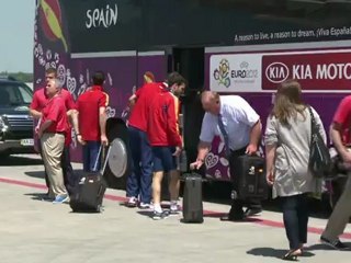 Euro: arrivée des Espagnols à Donetsk