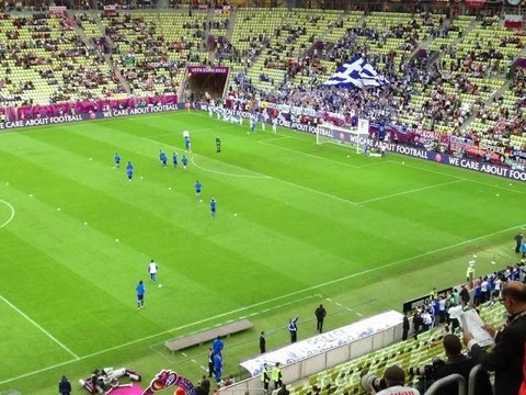 Είσοδος Ελλάδας για ζέσταμα στο ματς με τη Γερμανία