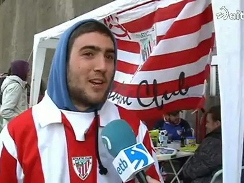 Deportes: Acampados para conseguir una entrada del Athletic-Manchester