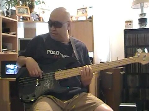 Hold the Line Toto in memoriam Jeff Porcaro basscover2 Bob Roha