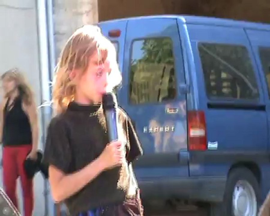 Eva qui chante ma philosophie d'Amel Bent