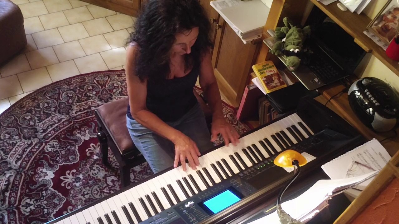 ""Voyager en musique.."".