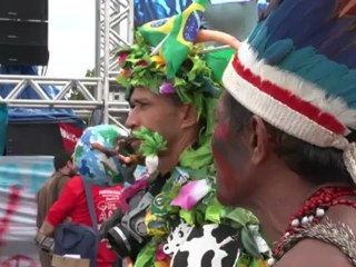 Le sommet des peuples communique sa "frustration" après Rio+20