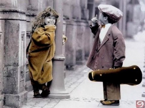 Sorma ne olur gel sadece