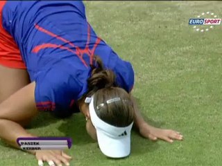 Paszek'in çim keyfi