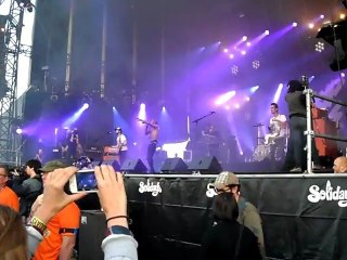 Skip The Use "Ghost" Live Solidays 2012