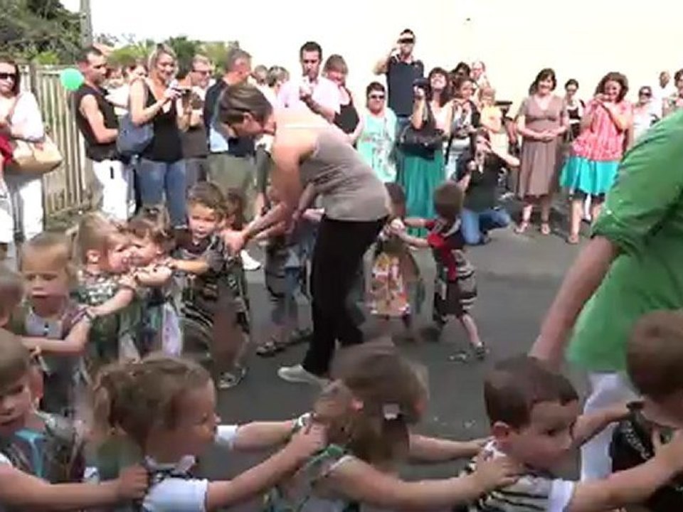mon spectacle de fin d'année avec Lily et Tom Pouce