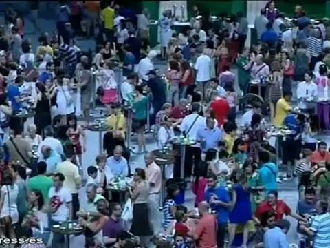 Los madrileños disfrutan de la Feria de la Tapa