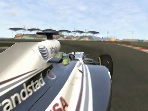 F1 2011 - GP de Malaisie - Grosse lutte avec Webber (1)