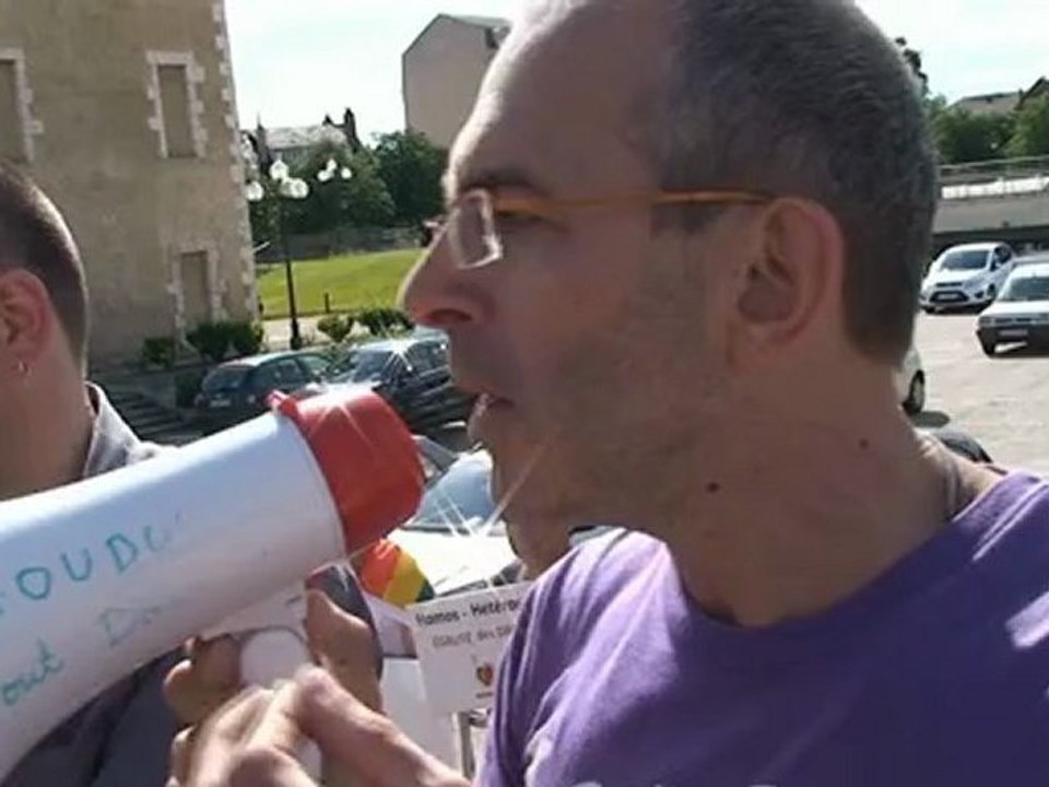La marche des fiertés a bien eu lieu à Auxerre