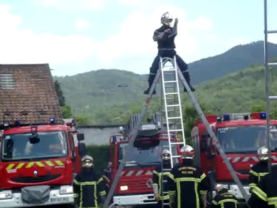 BALLETS ECHELLES A CROCHETS POMPIERS MASEVAUX 23 06 2012