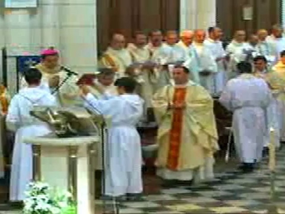 Ordination Jean Marie Parrat (part 1/3)
