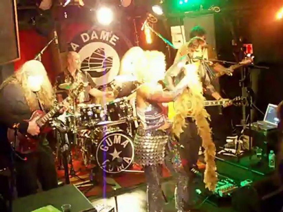 Guma Guma - Boys - live le 23 juin 2012 (la Dame de Canton)
