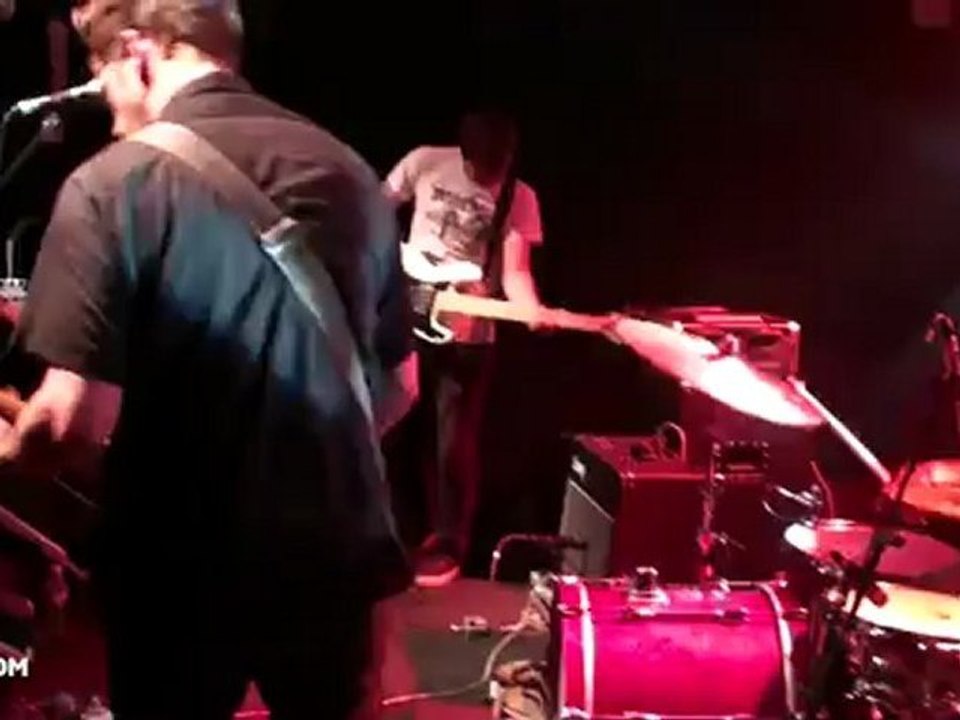 CLOUD NOTHINGS - Mind Your Head #8 - Live in Paris