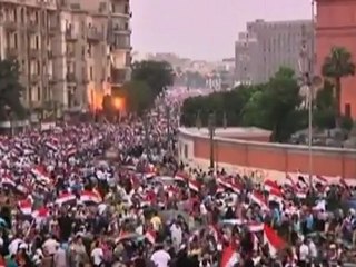 Morsy vows to respect human rights.