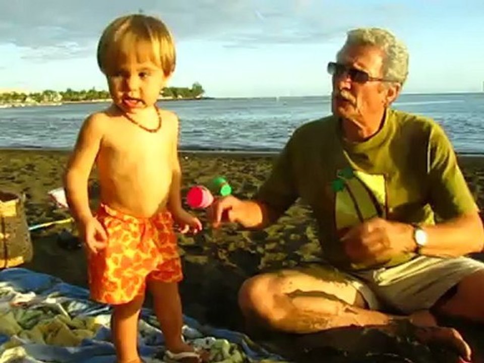 11-06-12 abuelito à la plage