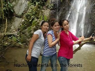 Kamu Lodge- Trekking to Kamu Lodge's surrounding forests