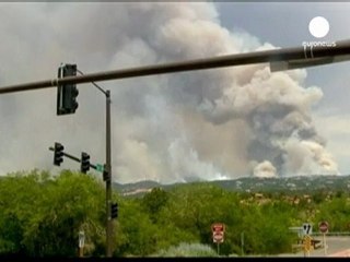 Evacuadas 11.000 personas por un incendio en Colorado