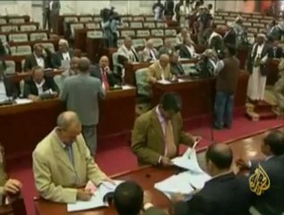 شباب الثورة اليمنية يجددون رفضهم للحصانة