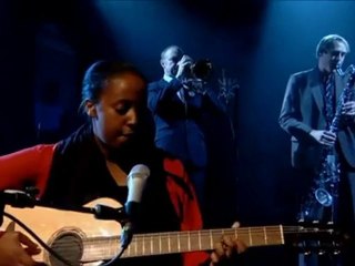 Cold Specks - Lay me down