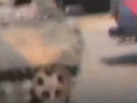 Syria فري برس حماة المحتلة الحميدية الدبابات داخل الحي 2012 6 24 Hama