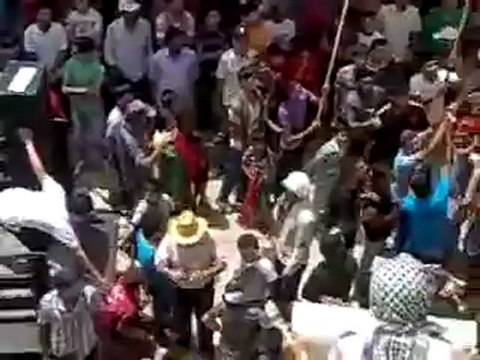 Syria فري برس عــامودا لافتات جمعة اذا كان الحكام متخاذلين 22 6 2012 ج3 ALhasaka