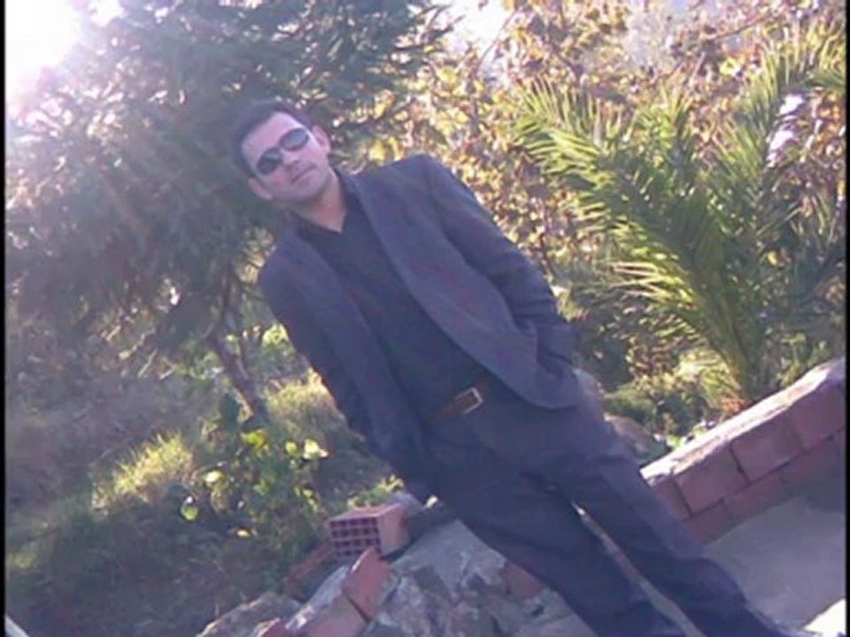 DJ BOZTEPE YORUMU İLE RÜZGAR ALDIM SALLANIYORUM