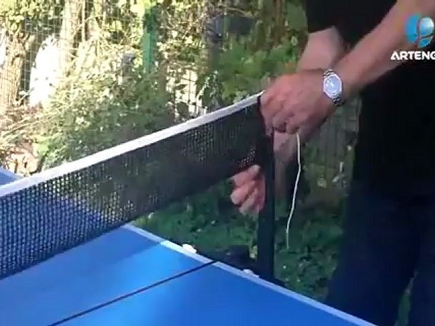 Instruction video to assemble the Artengo 877 O Table Tennis table - Vidéo  Dailymotion