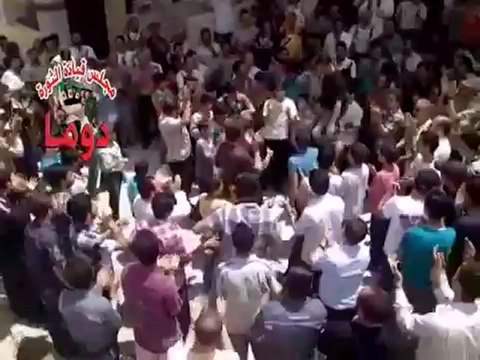 Syria فري برس ريف دمشق دوما هذا ما تبقى من أحرار المدينة ليتظاهروا 22 06 2012 Damascus