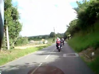 Sans Titrepetits tours de roues