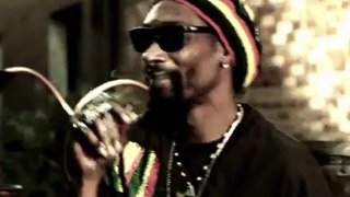 Anchored w/ Snoop Dogg - Throwin' Down