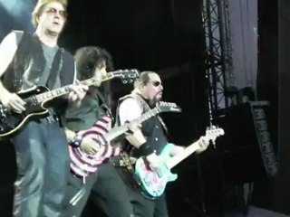 Twisted Sister @ Graspop Metal Meeting 2012: We're Not Gonna Take It