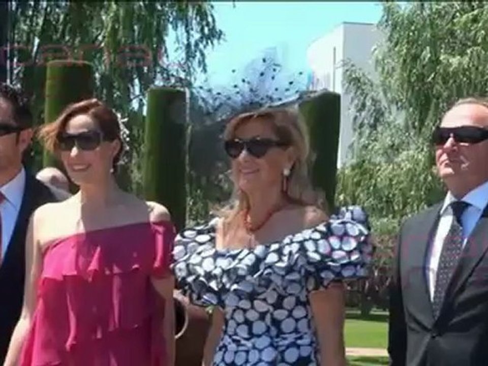 Chayo Mohedano y Rosa en la boda de Tamara Gorro