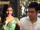 Aamir Khan ROMANCES Anushka Sharma in Peekay