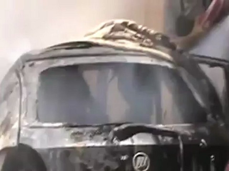 Syria فري برس  ديرالزور أثار القصف الوحشي على حي الشيخ ياسين 25 6 2012 ج3 Deirezzor